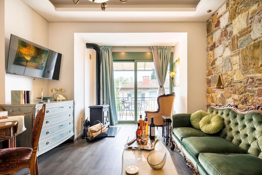Queen'S Stone Legend, Royal Living By Acropolis Athens Luaran gambar